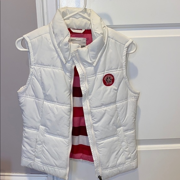 Aeropostale Jackets & Blazers - ✨5/$25 Aeropostale White Puffer Vest